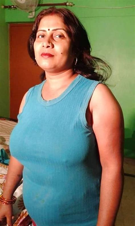 sex aunty photo|Desi Aunty Porn Pics: Nude Women in Free Sex Photos